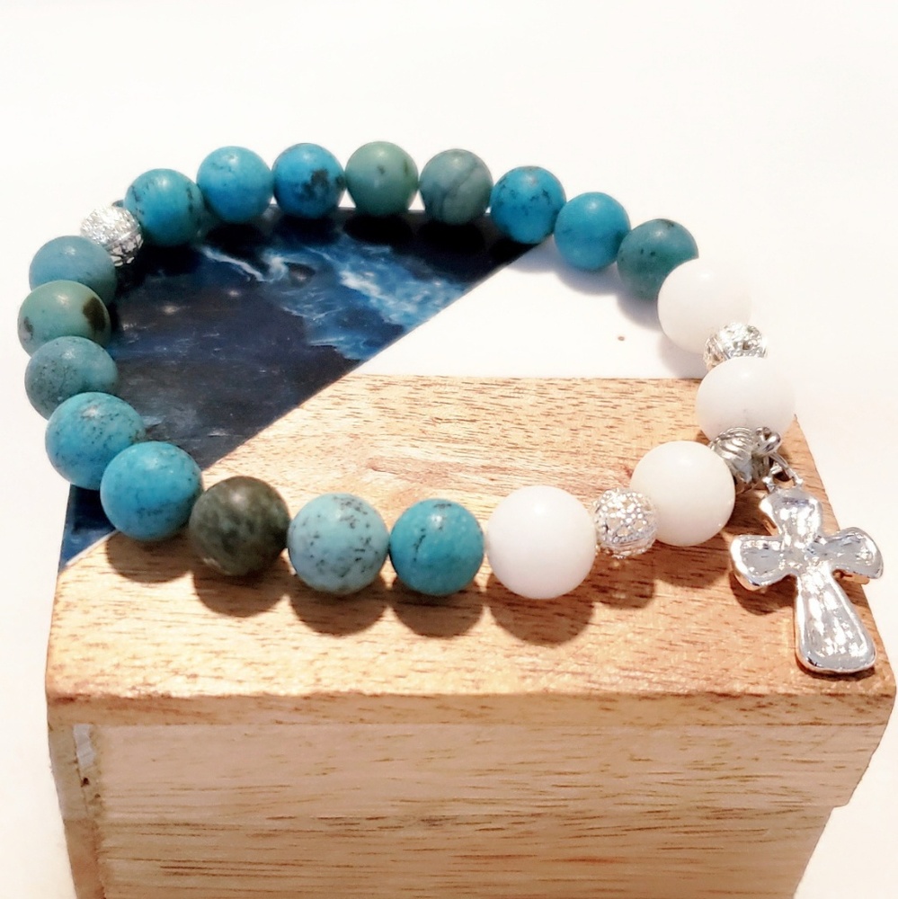 Crystal Healing Bracelet ~ Turquoise/Whitestone
